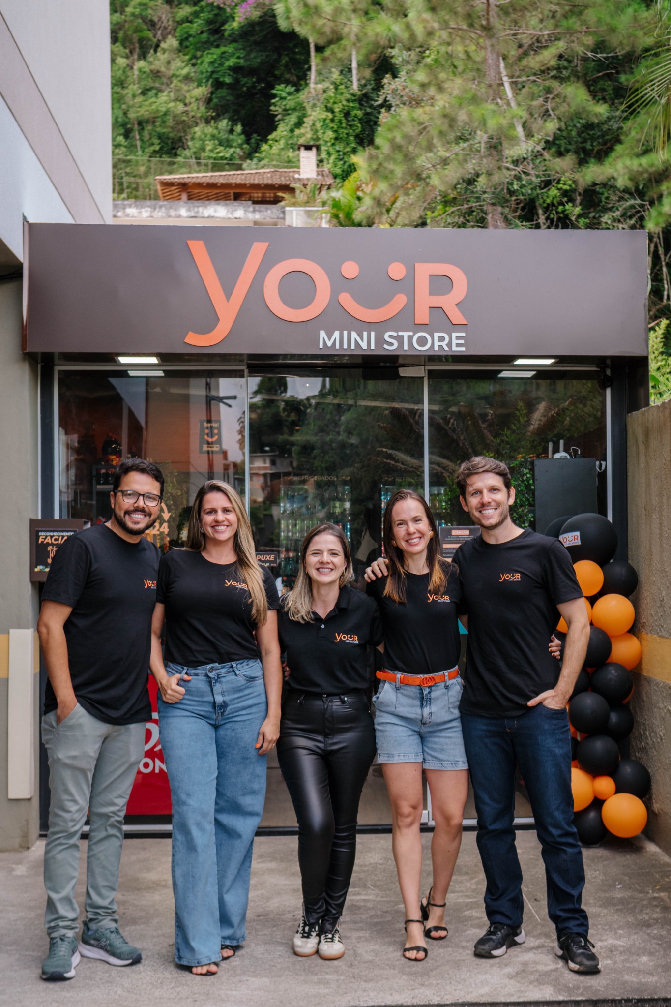 Equipe da YOUR Mini Store em Teresópolis